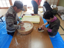 2013年 餅搗き大会・注連縄教室 - 餡餅を作る