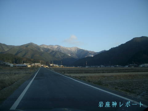 朝の千ヶ峰遠景