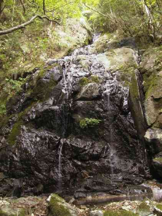 唐滝（下段） 2000年