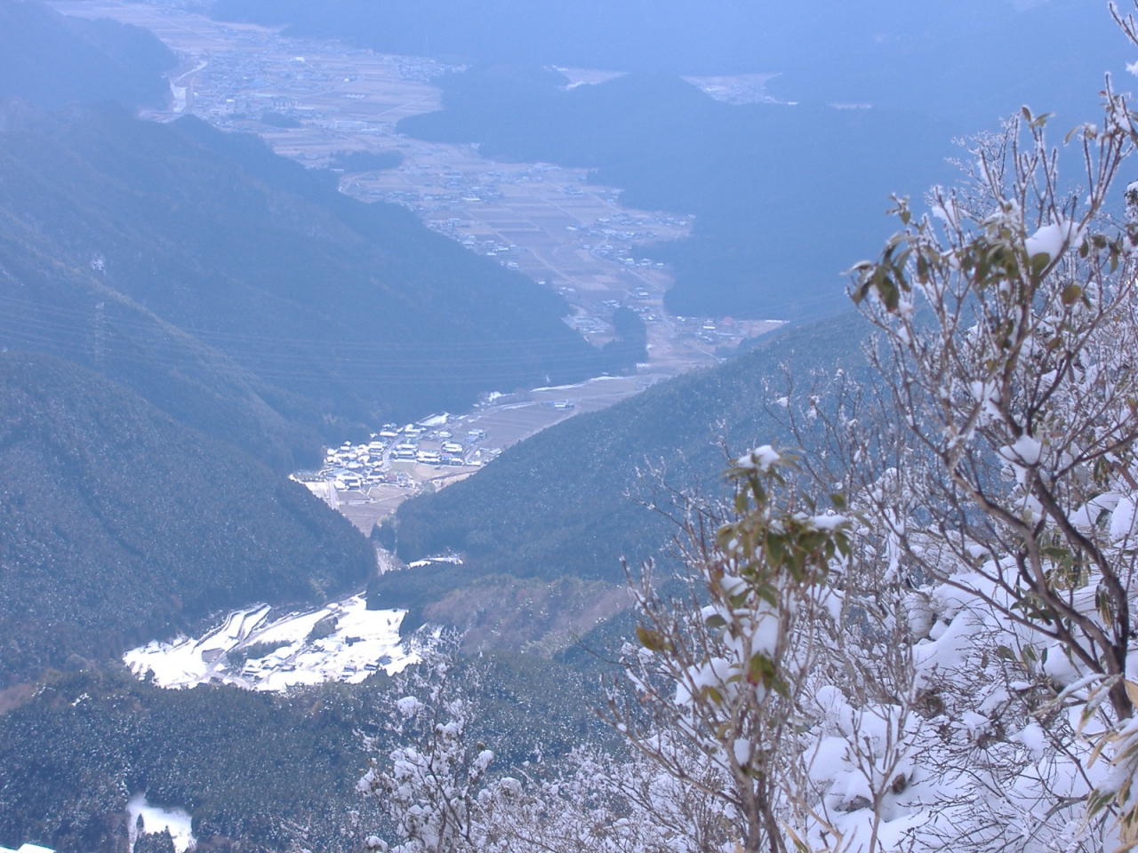 絵日記 2006-01-25 千ヶ峰 - 南の谷を望む
