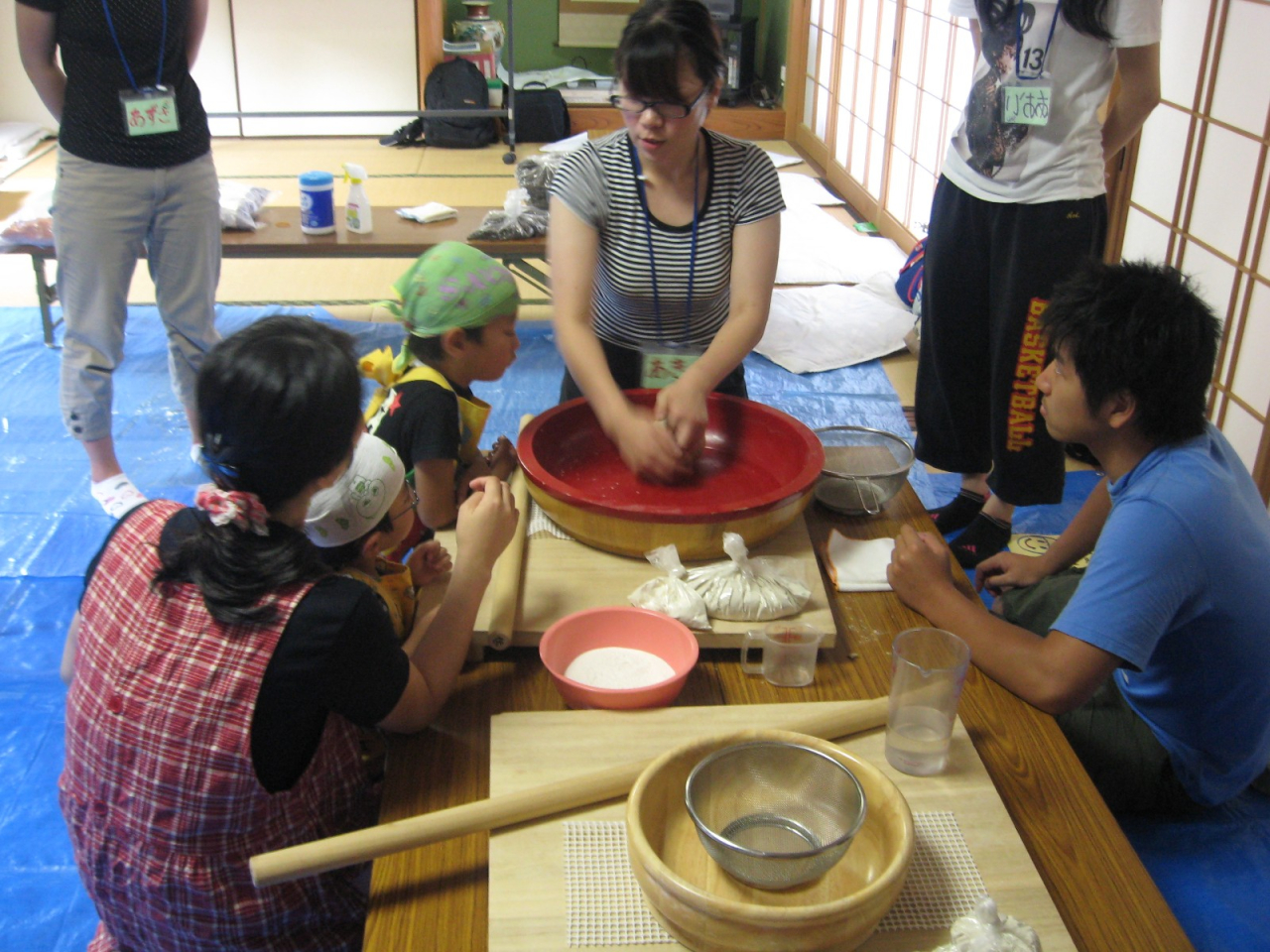 2012年 岩座神自然学校 - 蕎麦打ち実習