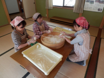 2012年 棚田オーナー収穫祭 - おにぎり