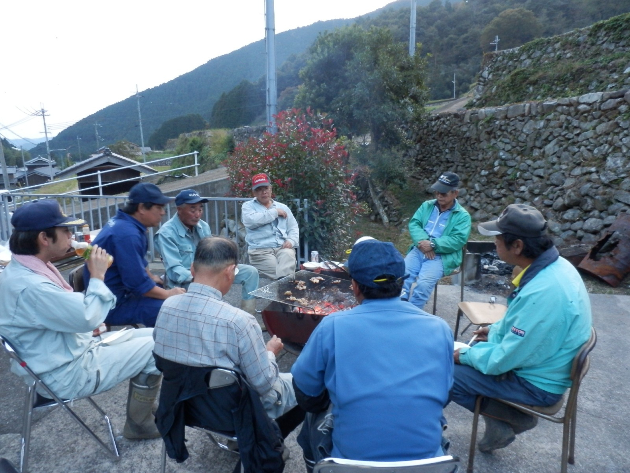 2012年 蕎麦の脱穀作業 - 反省会