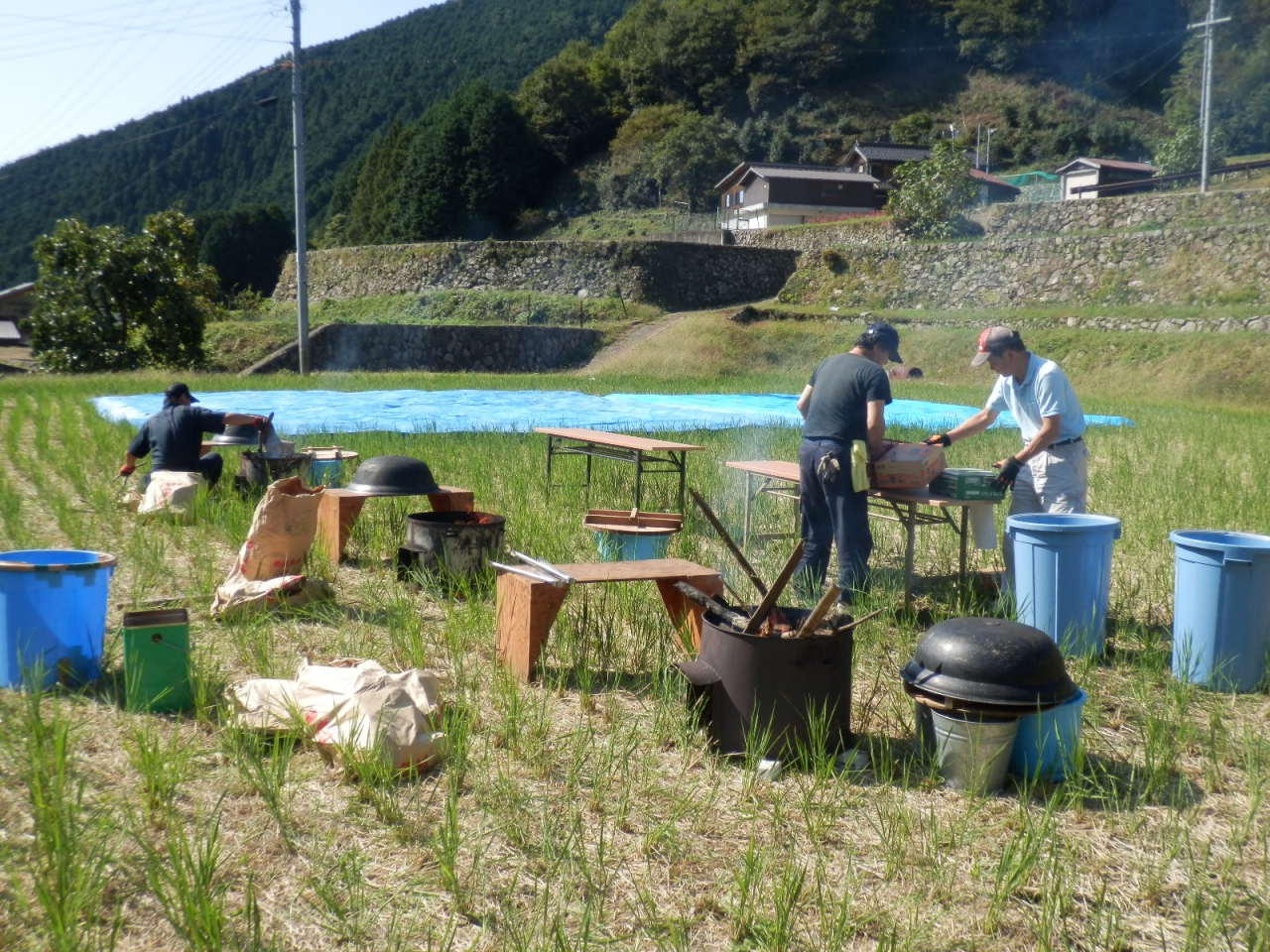 2013年 棚田オーナー収穫祭 - 火をたく