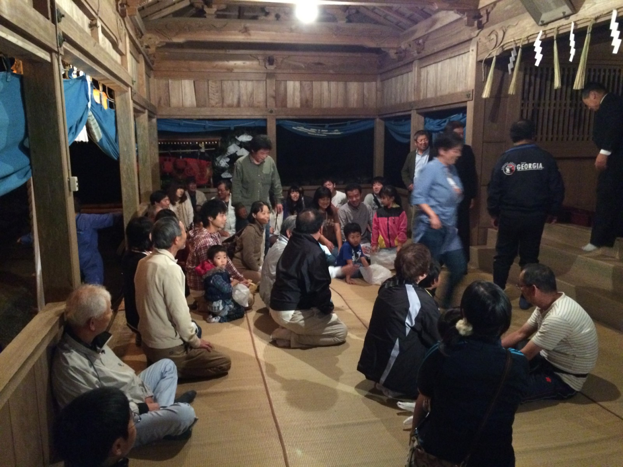 2014年 秋祭宵宮 - 餅蒔きの直前