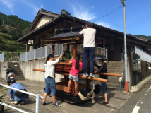 2014年 秋祭宵宮 - 曳山の掃除