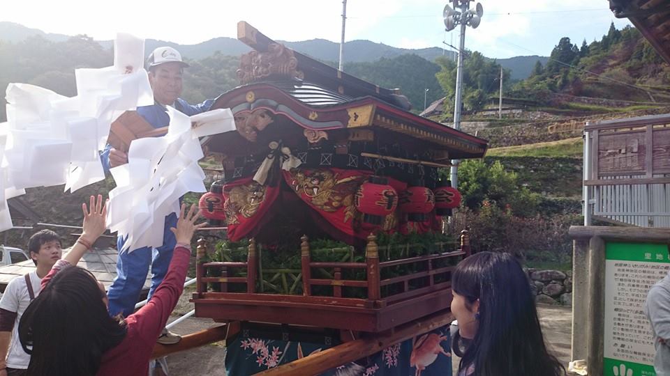 2014年 秋祭宵宮 - 御幣を立てる