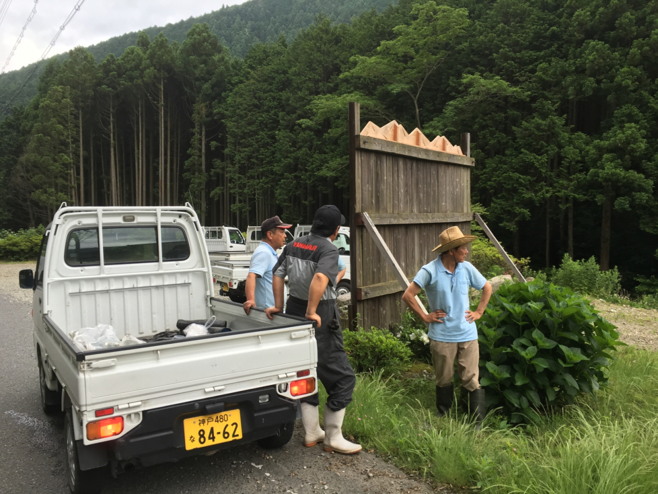 2016年6月12日 役員による看板補強の検討