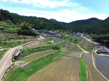 2016年6月1日 ドローン空撮 - 絶景ポイントの少し上から