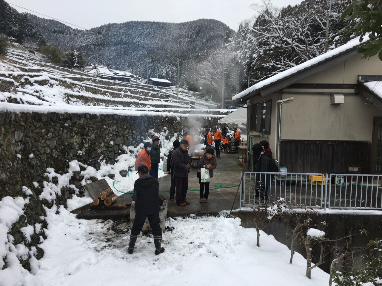 2018年 蕎麦打ち大会 - 公会堂裏庭