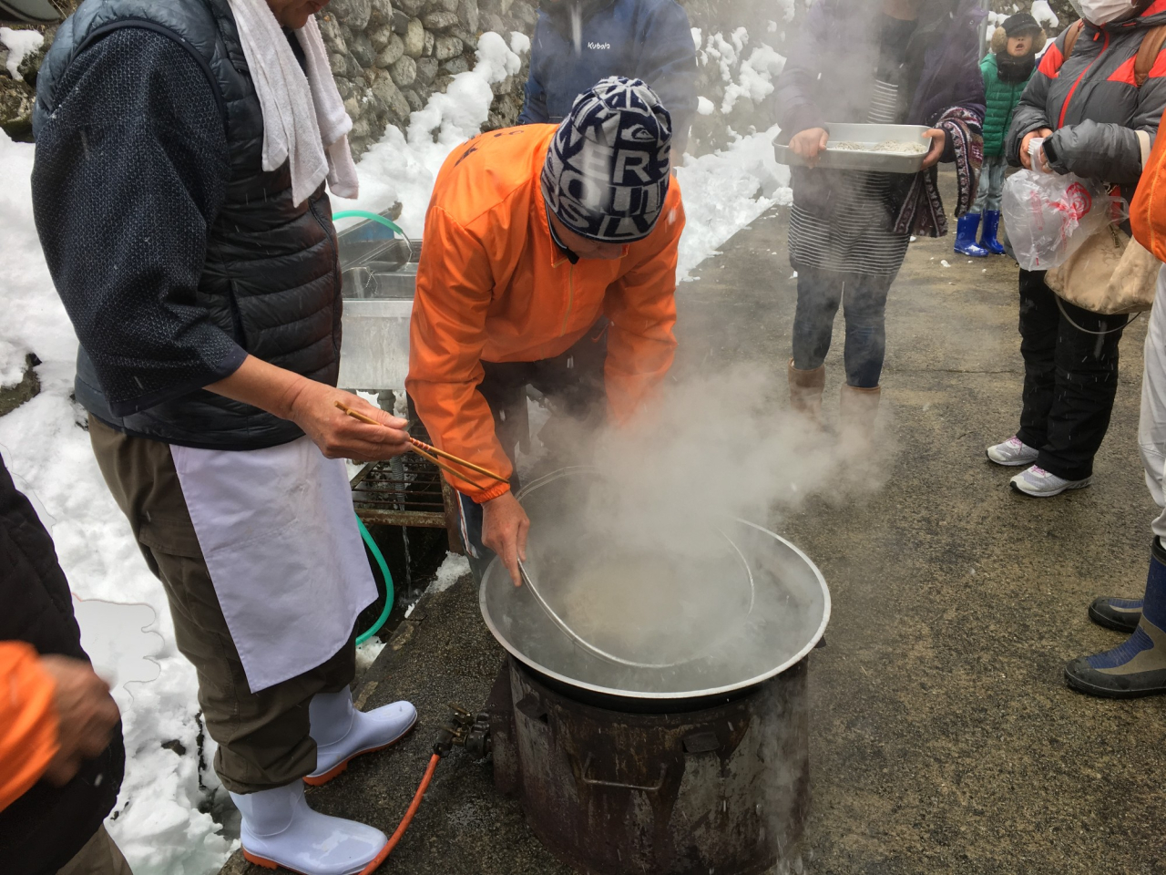 2018年 蕎麦打ち大会 - ゆでる