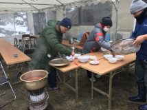 2018年 蕎麦打ち大会 - 盛り付ける