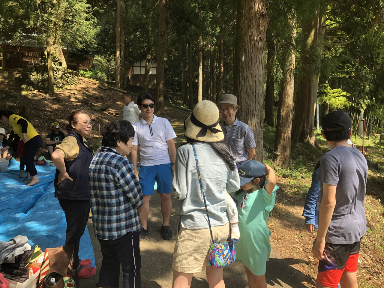 2019年 棚田オーナー 田植え祭 - 五霊神社参道で昼ご飯