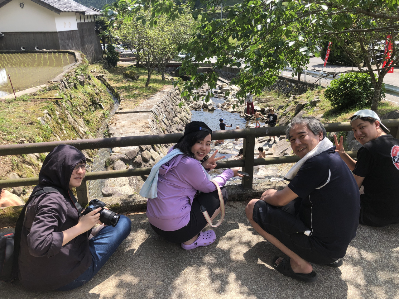 2019年 棚田オーナー 田植え祭 - 橋の上で