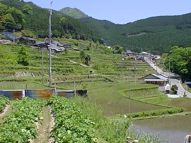 1997年5月 岩座神