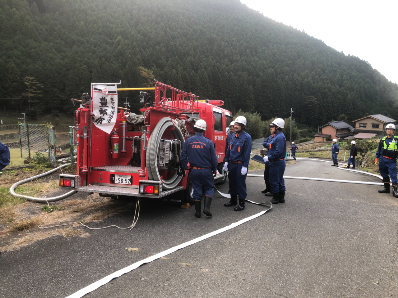 消火訓練 - 消防車3